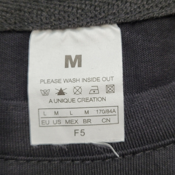 Juice Wrld Long Sleeve Black Graphic tee - Size M  (Unisex) - Picture 6 of 7